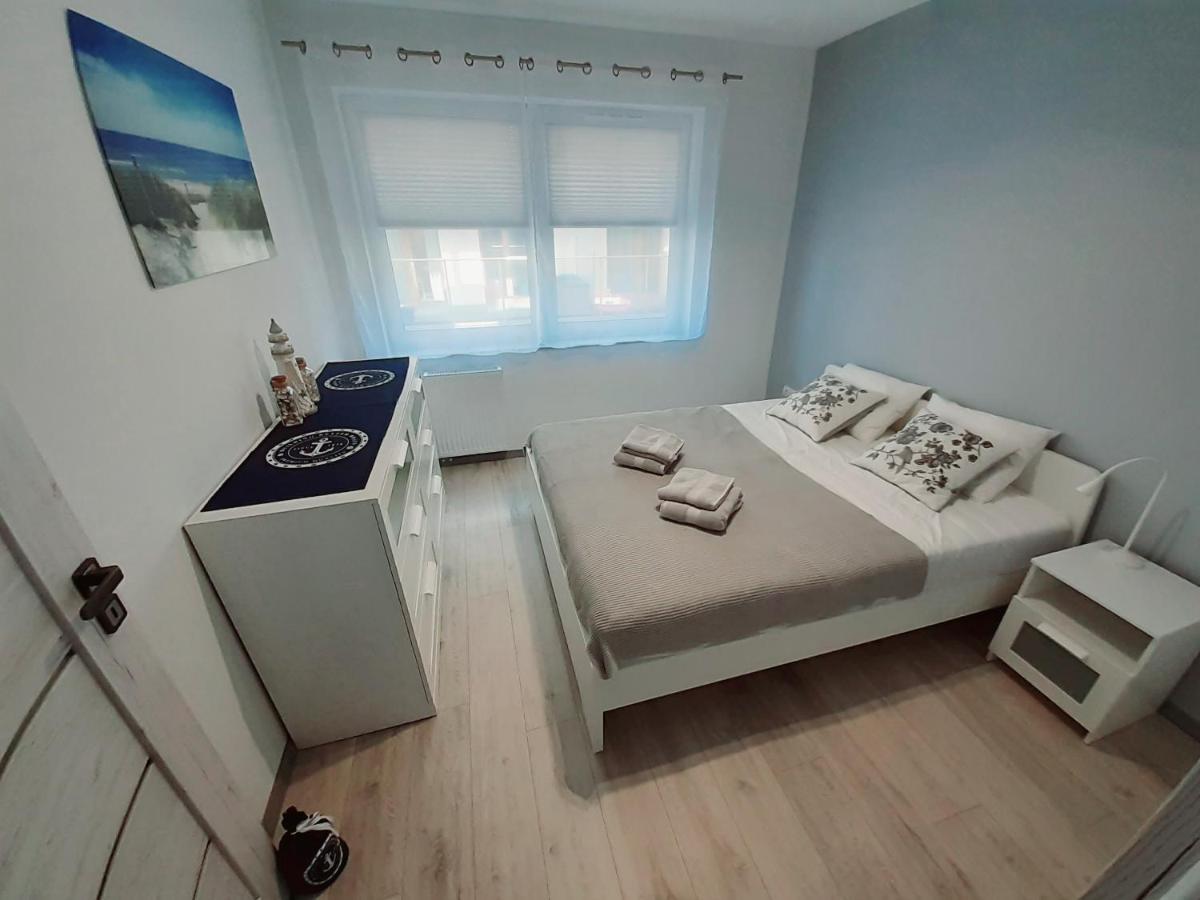 Apartament Kapitanski Mostek 17A Z Widokiem Na Port I Latarnie Morska Oraz Garazem Apartman Kołobrzeg Kültér fotó